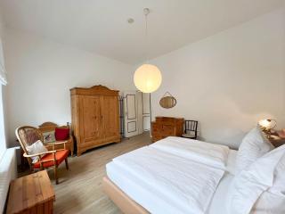 Haus Friesland - Wohnung 2 - Westerland - 1