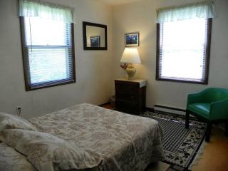 Cottage Rental on Chappaquiddick Island with Transferable Ferry Ticket Availability Massachusetts - 3