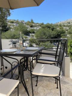 Blue serenity retreat in Žut, island of Kornati - - 7