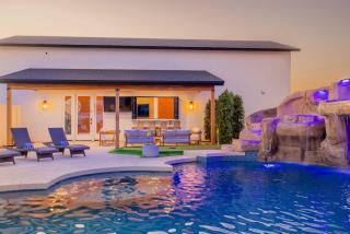 HOZHO Residence at Kings Place - Scottsdale - 5