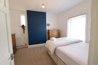 Woodside Road, Southbourne - Bournemouth - 1