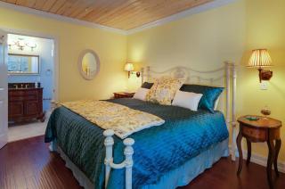 SeaGlass Inn Bed and Breakfast - Melbourne Beach - 9
