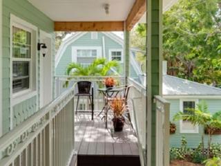 SeaGlass Inn Bed and Breakfast - Melbourne Beach - 5