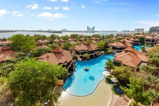 Homely 1 Bedroom on Palm Jumeirah with private beach - 6