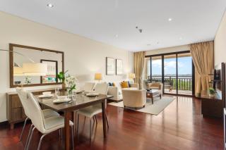 Homely 1 Bedroom on Palm Jumeirah with private beach - 0