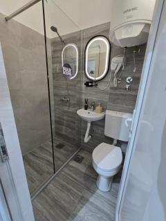Hostel Four Rooms - Ulcinj - 5