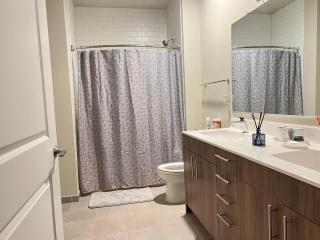 NEW! Bright & Cozy Condo Just Minutes from DC & Airport - Alexandria - 8
