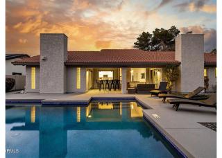 Kings Villa - Phoenix - 9