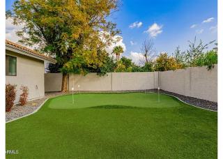 Kings Villa - Phoenix - 8