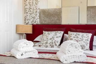 Shore Thing - Stylish Townhouse with Sea Glimpses and Large Garden - Poole - 9