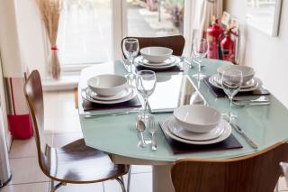 Shore Thing - Stylish Townhouse with Sea Glimpses and Large Garden - Poole - 5