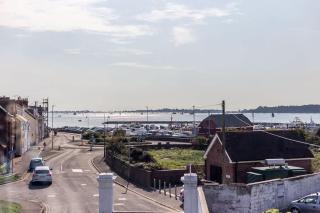 Reel Time - Beautiful Townhouse a Stone's Throw from Poole Quay - Poole - 0