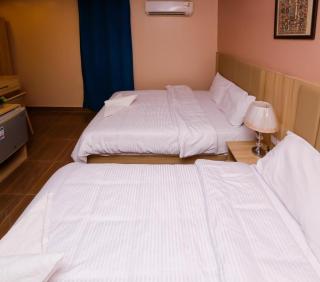 Pyramids Luxury Hotel - 5