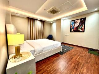 Penthouse | 14 Flr | 2.5 Bed | Blcny | Gold Crest - 0