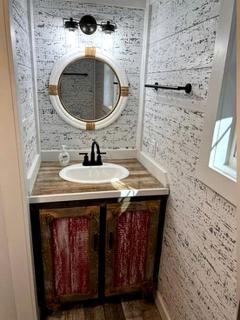 Quaint Loft Cabin with Luminous Spaces in Bayfield, Wisconsin - 4