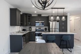 Charming, modern, luxury house with garage - 2