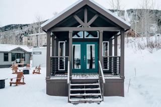 Impressive Tiny House Rental for Great Mountain Getaways in Colorado - 2