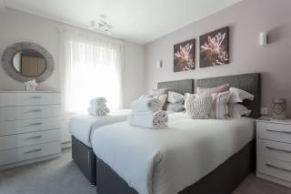 Jibe Ho - Beautiful Spacious Apartment with Harbour Views - Poole - 2