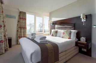 Osprey - Breathtaking Sea Views from Bedroom - Bournemouth - 0