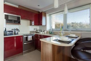 Osprey - Breathtaking Sea Views from Bedroom - Bournemouth - 7