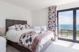 Beachcliff - On the Seafront with Two Balconies - Bournemouth - 2