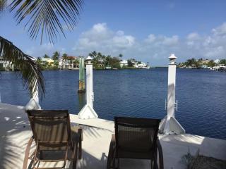 Villa w Pool Dock in Marathon - Marathon - 8