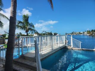 Private Pool Villa Lagoon Access - Marathon - 5