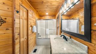 Cozy Black Bear Cabin porch swing & stunning views - Sevierville - 7