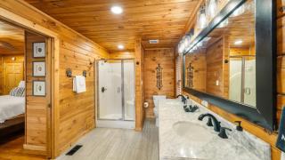 Cozy Black Bear Cabin porch swing & stunning views - Sevierville - 1