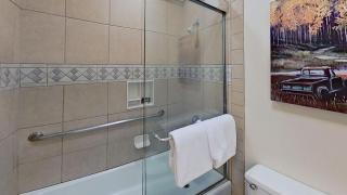 Crestwood 1102 Deluxe 1 Bedroom - 5
