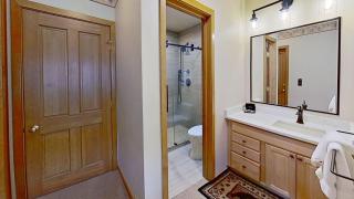 Crestwood 1117 Deluxe 2 Bedroom - 8