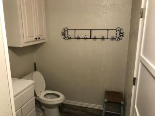 Private Cabin Rental with a Fishing Pond near Whitesboro, Texas - 2