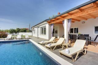 Holiday Home Ori - Valbandon - 9