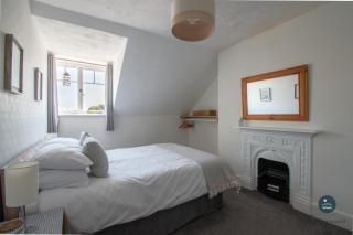 Quay View Apartment - 1