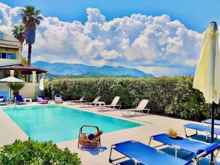 Beachfront Villa JustRelax with private pool by DadoVillas - Acharavi - 3