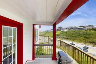 Seascape Home - Trinidad - 6