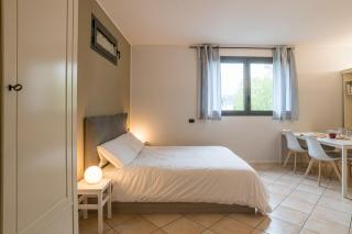 GuestHost - Spacious studio at 800 m from Como Borghi station - 5