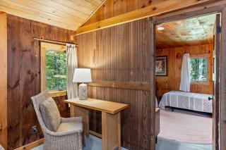 Charming Cabin in the Trees for a Getaway near Hanover, New Hampshire - 2