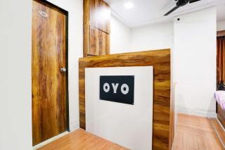 Hotel O Apollo - Ahmedabad - 9