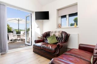 Finest Retreats - Torino Lodge - 1