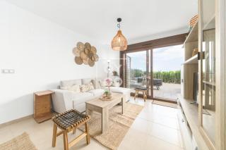 Perla Azul Groundfloor Retreat - Walk to Beach - by OYOOSTAYS - Orihuela - 0