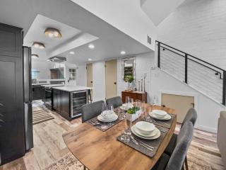 1674 Captain Mollys Hideout! Walk to Slopes! Hottub Pool! by SkyRun Park City - Park City - 2