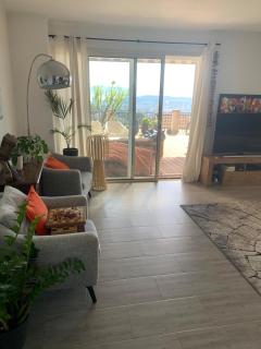 Vue mer appartement duplex en bas de maison - Mougins - 5