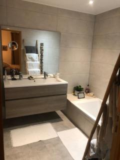 Vue mer appartement duplex en bas de maison - Mougins - 4