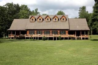 Spacious Lodge with Many Rooms, and Great Nature Surroundings in West Virginia - Valley Head - 0