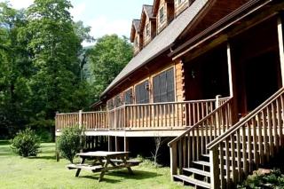 Spacious Lodge with Many Rooms, and Great Nature Surroundings in West Virginia - Valley Head - 1