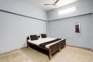 SPOT ON SKY BLUE HOTEL- - 5