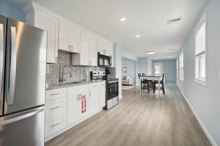 110 E 24Th Ave, Unit B - Wildwood - 1