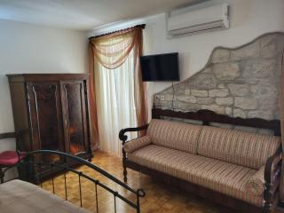 Palace Derossi - Trogir - 6