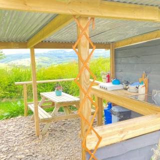 Luxury Stargazing Glamping - Seren Hardd with Hot Tub - Llanidloes - 1